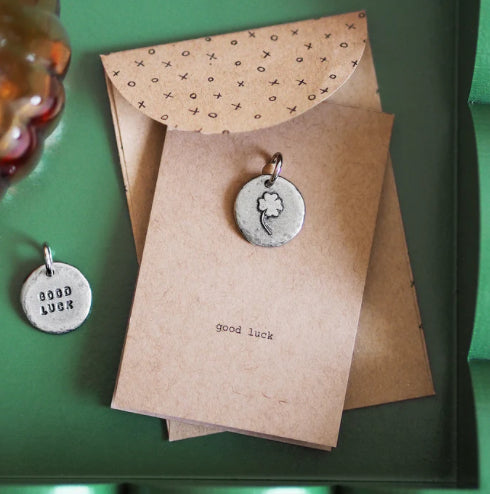 ‘Good luck’ four leaf clover charm- Kutuu