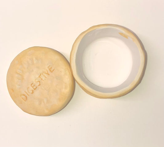 Plain Digestive Biscuit Trinket Box-Merryfield Pottery
